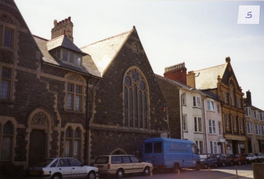 000205.jpg
