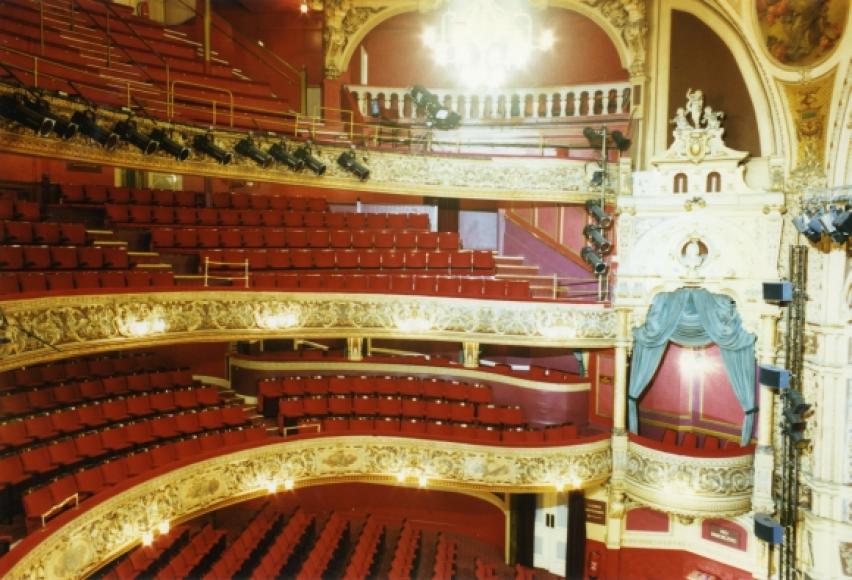 Auditorium Of The Grand Theatre, Blackpool, 1996 | Theatres Trust